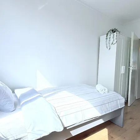 Komfortable In Fuer Firmen & City-trips Apartment Kiel