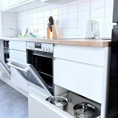 Apartment Komfortable In Fuer Firmen & City-trips