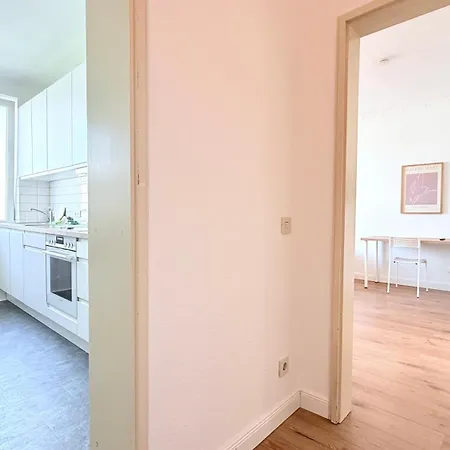 Komfortable In Fuer Firmen & City-trips Apartment *