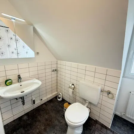 Komfortable In Fuer Firmen & City-trips Lejlighed *